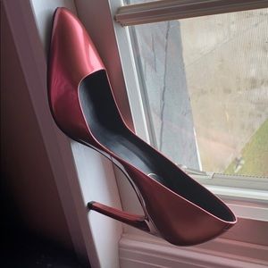 Roger Vivier Paris Made in Italy Women’s shoes!!